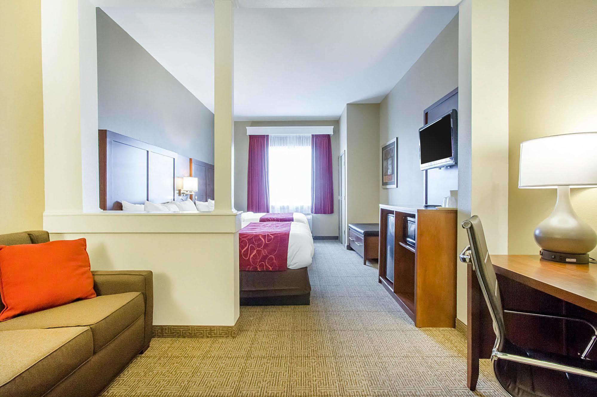 Quality Suites Abilene Exterior photo